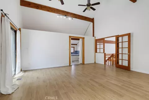 Living - 29716 Jackson, Castaic, CA 91384 photo 19 of 20