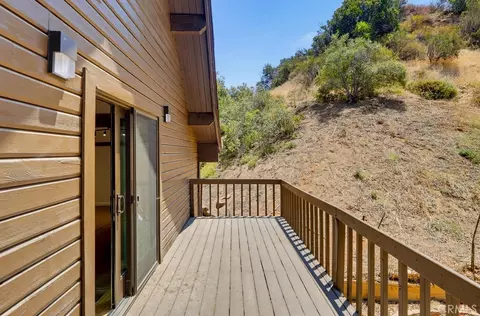 Exterior - 29716 Jackson, Castaic, CA 91384 photo 8 of 10