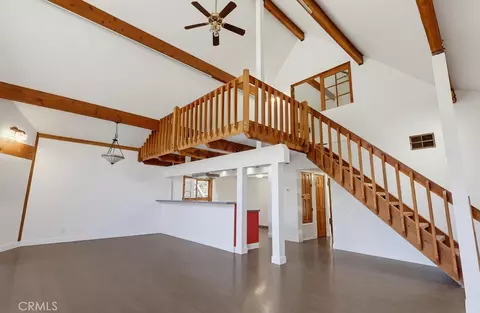 Living - 29716 Jackson, Castaic, CA 91384 photo 3 of 20