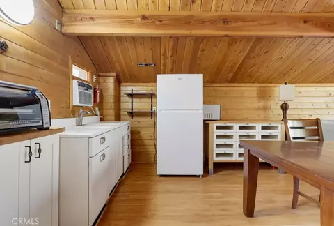 Kitchen - 29716 Jackson, Castaic, CA 91384 photo 2 of 2