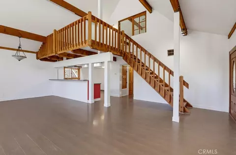 Living - 29716 Jackson, Castaic, CA 91384 photo 11 of 20