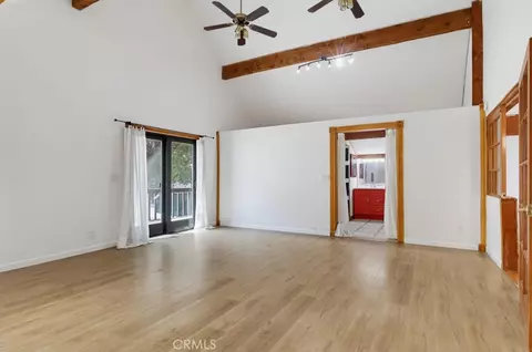 Living - 29716 Jackson, Castaic, CA 91384 photo 8 of 20
