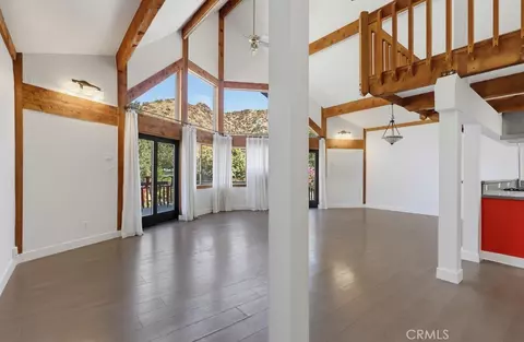 Living - 29716 Jackson, Castaic, CA 91384 photo 9 of 20