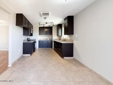 40205 162nd St E, Palmdale, CA 93591 photo 4