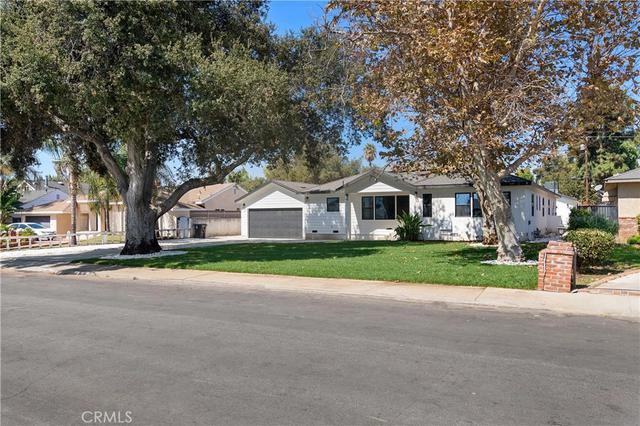 651 N Workman St, San Fernando, CA 91340