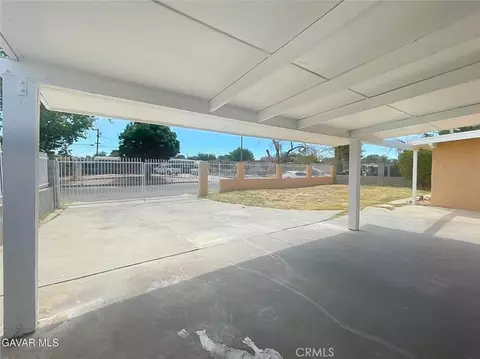 44739 3rd St E, Lancaster, CA 93535 photo 6