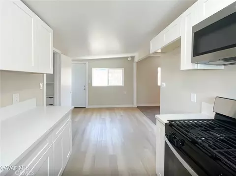 44739 3rd St E, Lancaster, CA 93535 photo 8