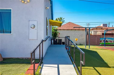 44709 Beech, Lancaster, CA 93534 photo 29