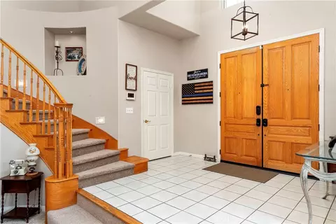 Entry Way - 32201 Joaquin, Acton, CA 93510 photo 2 of 3