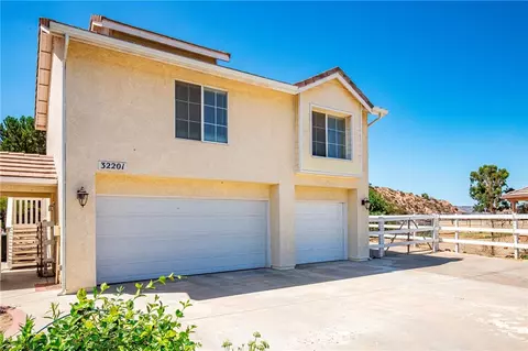 Exterior - 32201 Joaquin, Acton, CA 93510 photo 5 of 28