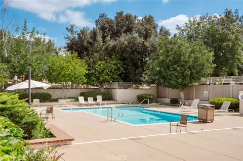 1934 Suntree #B, Simi Valley, CA 93063 photo 33