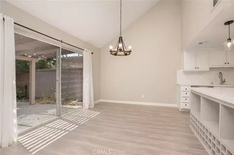 1934 Suntree #B, Simi Valley, CA 93063 photo 5