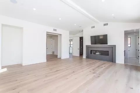 2120 Greencastle, Oxnard, CA 93035 photo 4