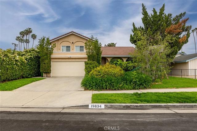 19834 Haynes St, Woodland Hills, CA 91367