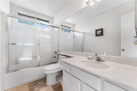 Bath - 37704 49th E, Palmdale, CA 93552 photo 3 of 3