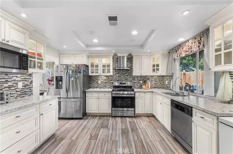Kitchen - 37704 49th E, Palmdale, CA 93552 photo 1 of 9