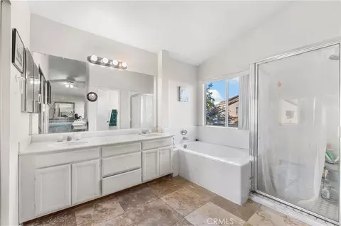 Bath - 37704 49th E, Palmdale, CA 93552 photo 2 of 3