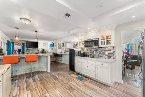 Kitchen - 37704 49th E, Palmdale, CA 93552 photo 4 of 9