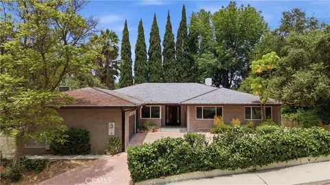15701 Royal Rdg, Sherman Oaks, CA 91403