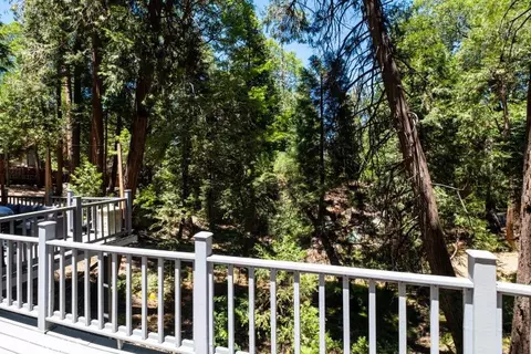 Exterior - 29054 Alder Ter, Cedar Glen, CA 92321 photo 2 of 5