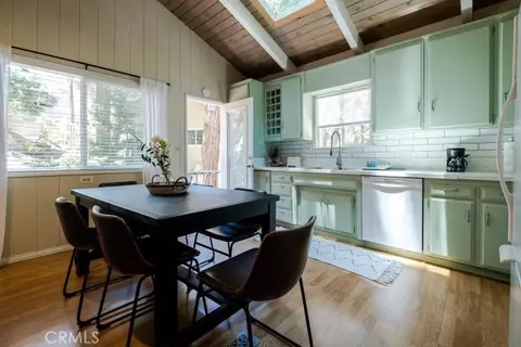 Dining - 29054 Alder Ter, Cedar Glen, CA 92321 photo 1 of 1