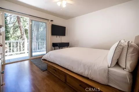 Bedroom - 29054 Alder Ter, Cedar Glen, CA 92321 photo 4 of 5