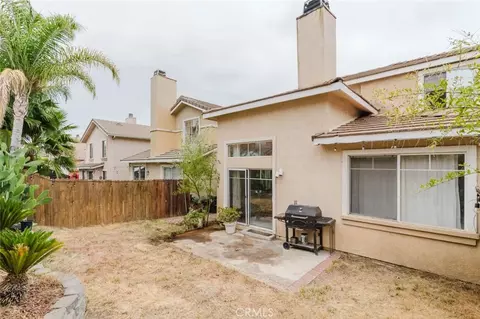 Exterior - 27631 Iris Pl, Castaic, CA 91384 photo 4 of 6