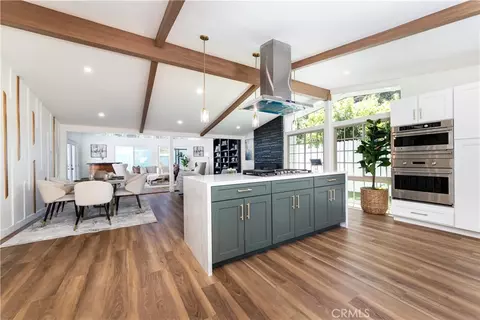 22838 Epsilon St, Woodland Hills, CA 91364