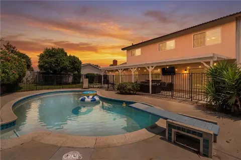 Exterior - 1563 Cipres Ct, Camarillo, CA 93010 photo 8 of 8