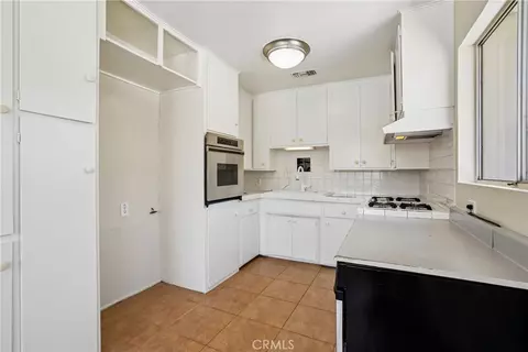 Kitchen - 49272 Hibiscus Dr, Morongo Valley, CA 92256 photo 1 of 6