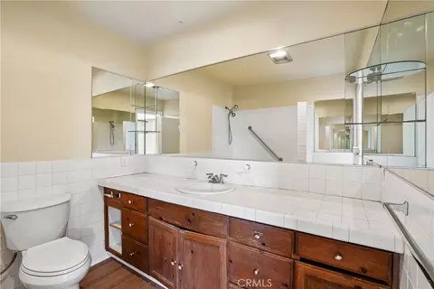 Bath - 49272 Hibiscus Dr, Morongo Valley, CA 92256 photo 3 of 4