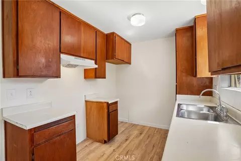 Kitchen - 11618 Rosewood Ave, Morongo Valley, CA 92256 photo 4 of 4