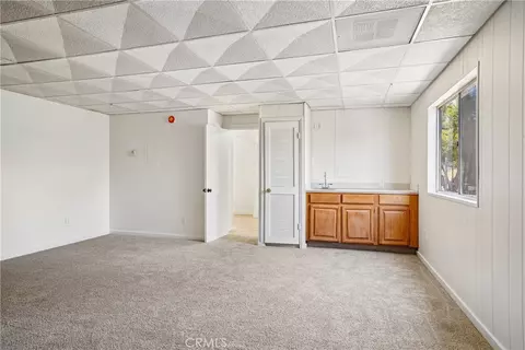 Living - 11618 Rosewood Ave, Morongo Valley, CA 92256 photo 11 of 12