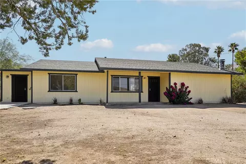 Exterior - 11618 Rosewood Ave, Morongo Valley, CA 92256 photo 6 of 10