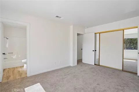 Bedroom - 11618 Rosewood Ave, Morongo Valley, CA 92256 photo 6 of 6