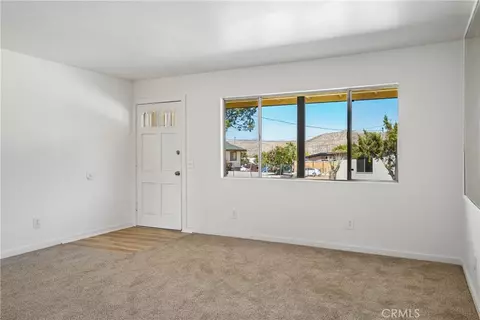 Living - 11618 Rosewood Ave, Morongo Valley, CA 92256 photo 8 of 12