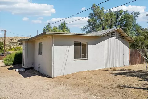 Exterior - 11618 Rosewood Ave, Morongo Valley, CA 92256 photo 4 of 10