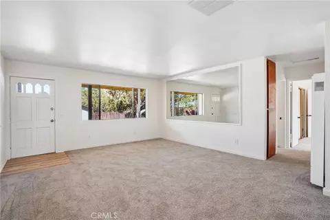 Living - 11618 Rosewood Ave, Morongo Valley, CA 92256 photo 5 of 12