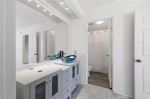 Bath - 44550 15th St E #8, Lancaster, CA 93535 photo 2 of 2