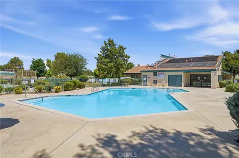 Exterior - 44550 15th St E #8, Lancaster, CA 93535 photo 4 of 8
