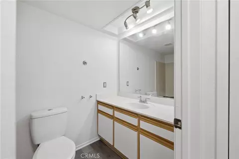 Bath - 44550 15th St E #8, Lancaster, CA 93535 photo 1 of 2
