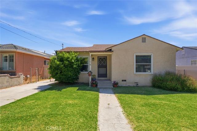 24983 Chestnut St, Newhall, CA 91321