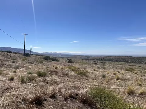 0 200, Llano, CA 93544 photo 9