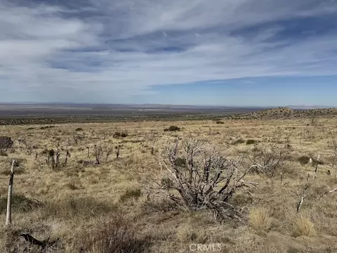 0 200, Llano, CA 93544 photo 18
