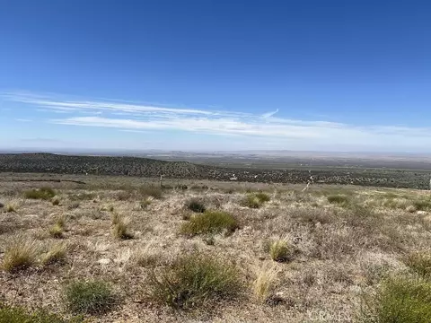 0 200, Llano, CA 93544 photo 14
