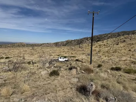 0 200, Llano, CA 93544 photo 19