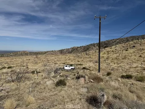 0 200, Llano, CA 93544 photo 24