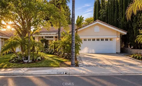 23515 Meriden, Valencia, CA 91354