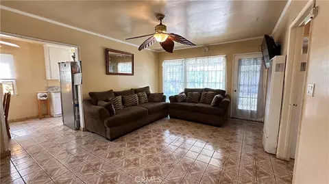 19400 Scroll, Reseda, CA 91335 photo 5