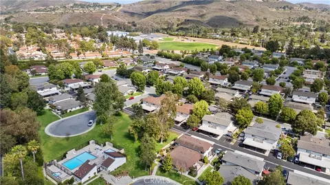 View/Area - 2192 Dawn Ct, Thousand Oaks, CA 91362 photo 5 of 5